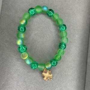 Glass green handmade bracelet